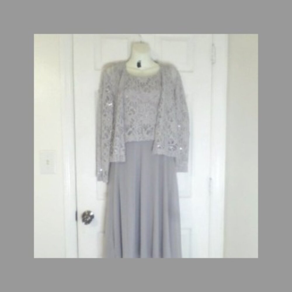 Jessica Howard Two Piece Mother of the Bride Dress Size 8P